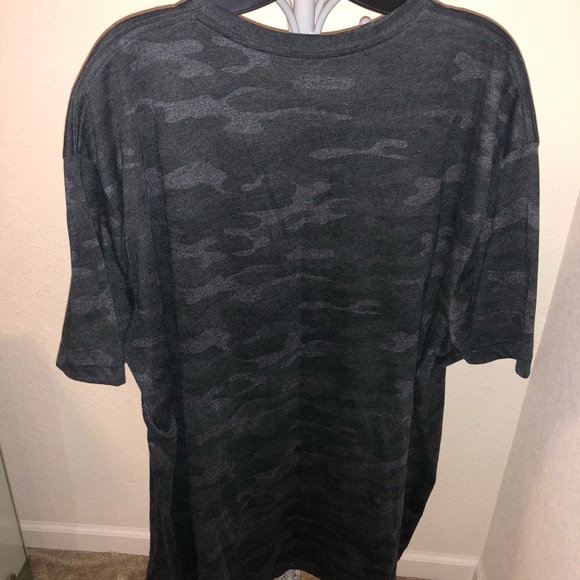 Graphic tee - Picture 5 of 6